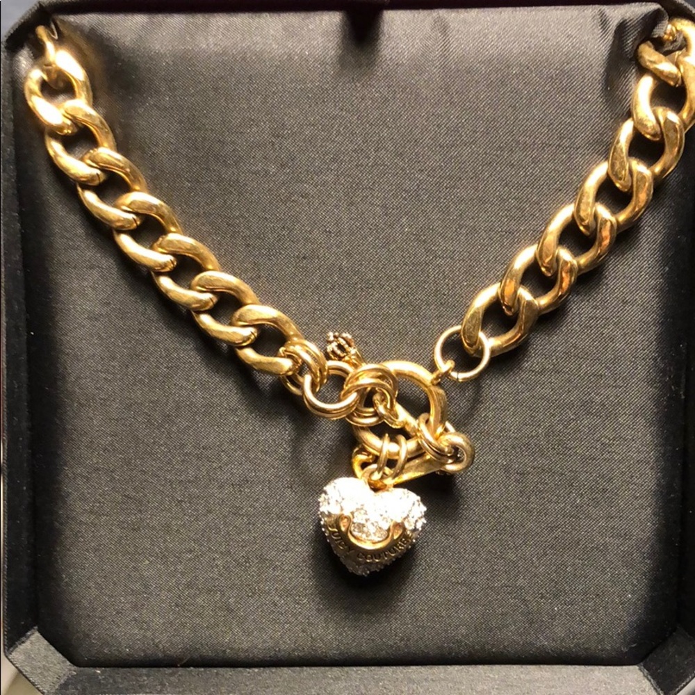 Juicy couture gold necklace